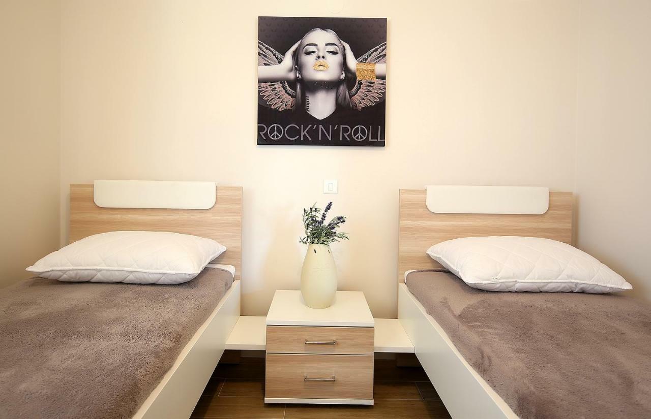 מאלינסקה Apartment Porpo מראה חיצוני תמונה