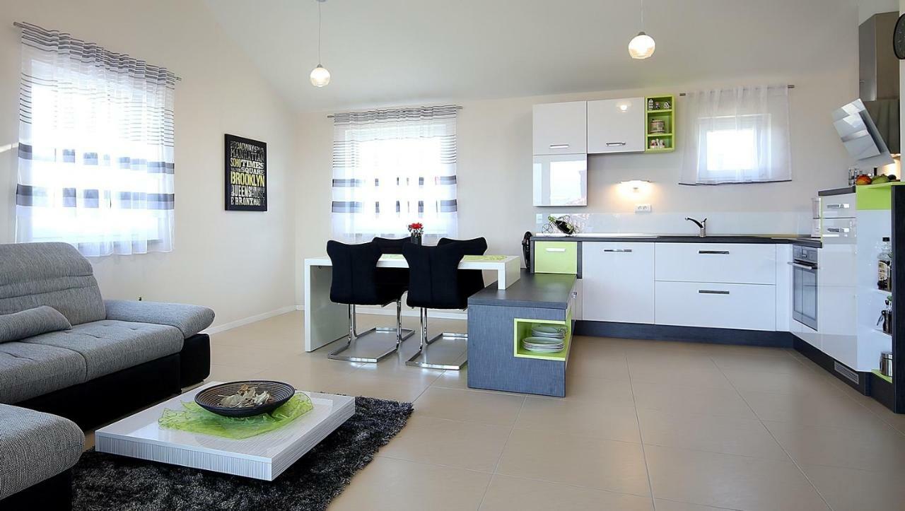 מאלינסקה Apartment Porpo מראה חיצוני תמונה